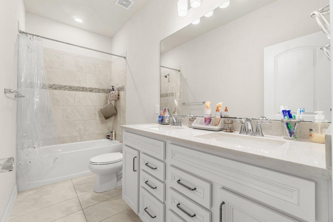 4824 Chantilly Road, Lake Worth, FL 33467 Photo