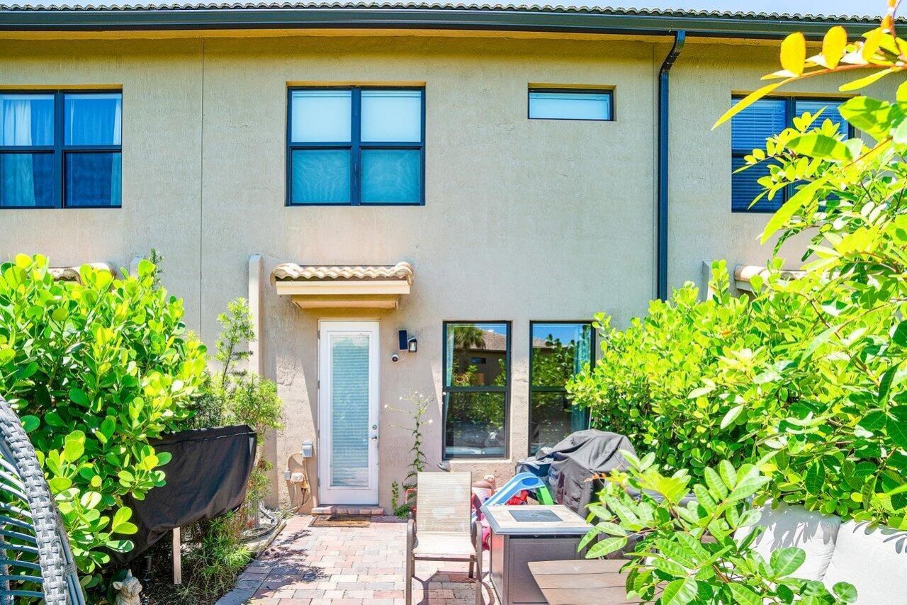 4824 Chantilly Road, Lake Worth, FL 33467 Photo