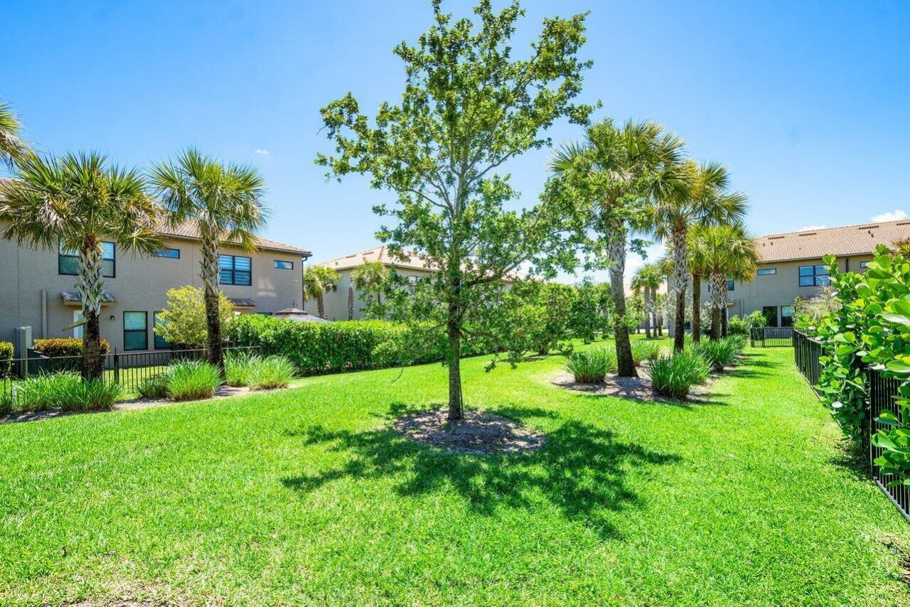 4824 Chantilly Road, Lake Worth, FL 33467 Photo
