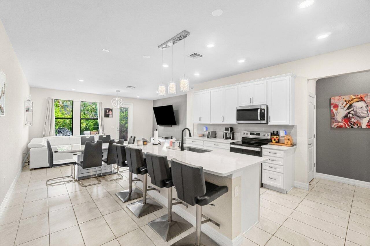 4824 Chantilly Road, Lake Worth, FL 33467 Photo