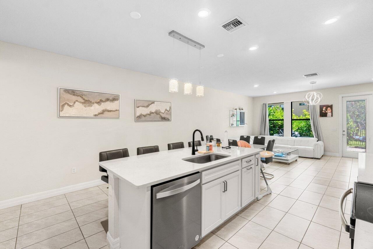 4824 Chantilly Road, Lake Worth, FL 33467 Photo