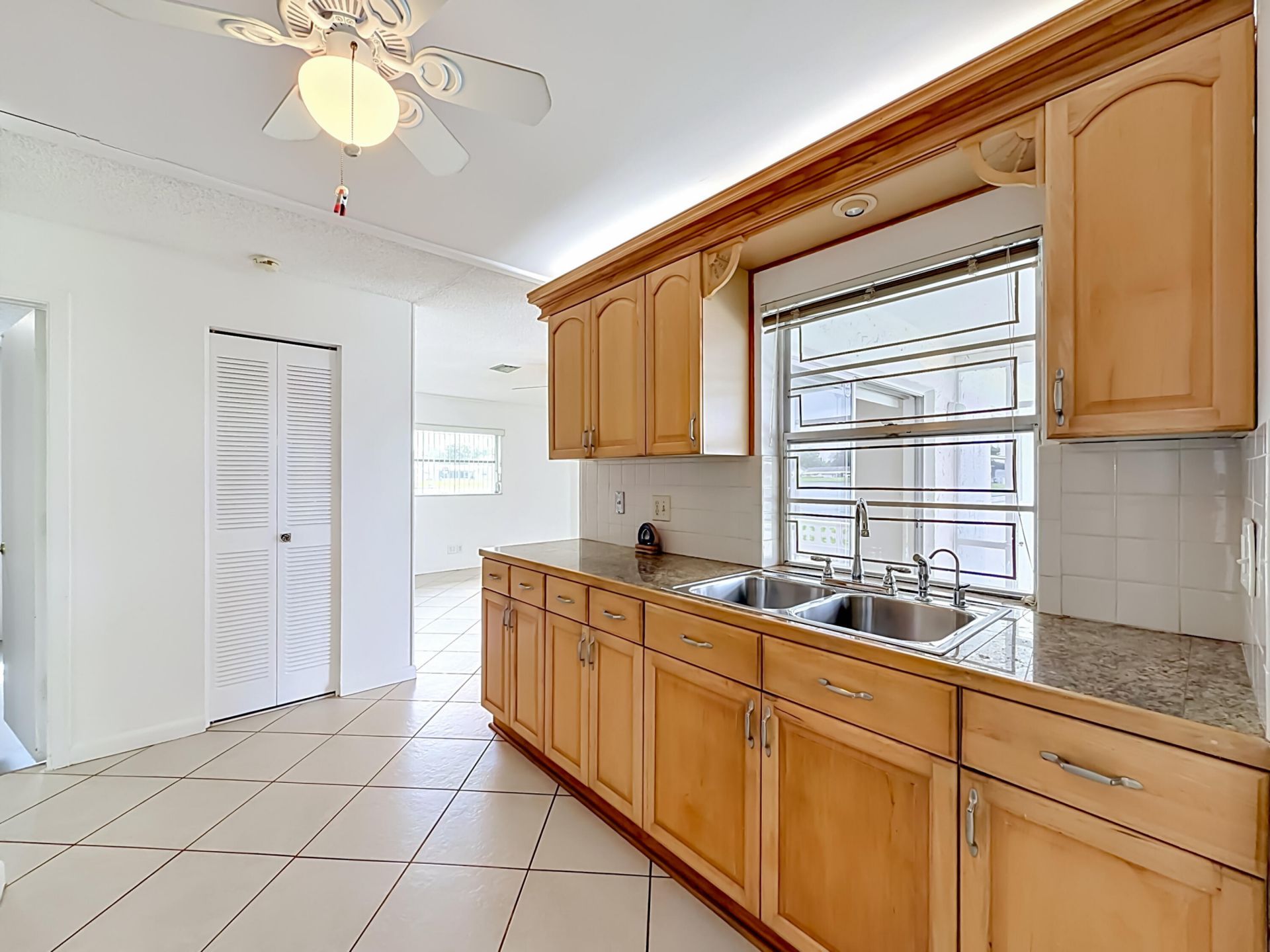 8504 NW 14th Street, Plantation, FL 33322 Photo