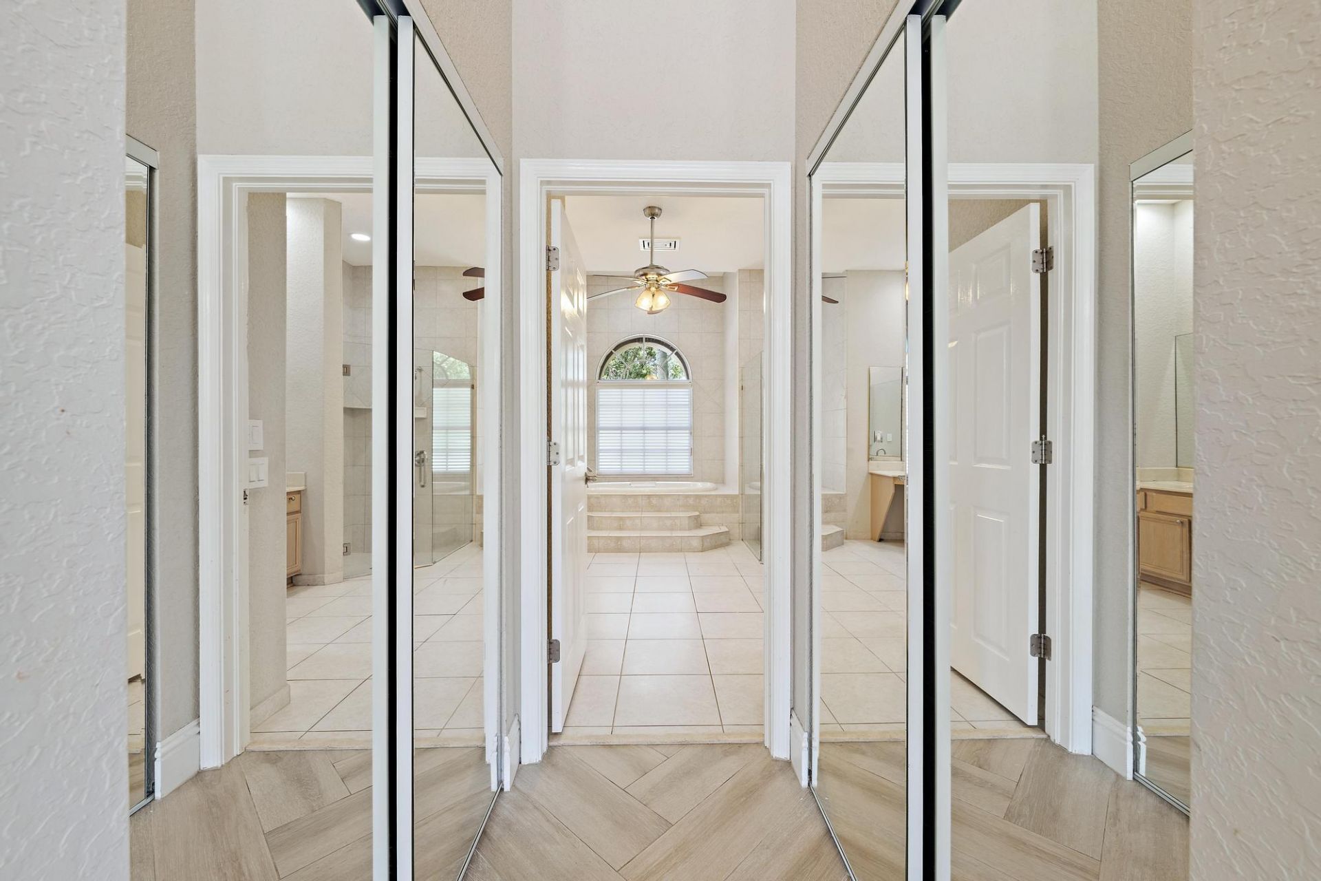 7087 N 155th Pl Place N, Palm Beach Gardens, FL 33418 Photo