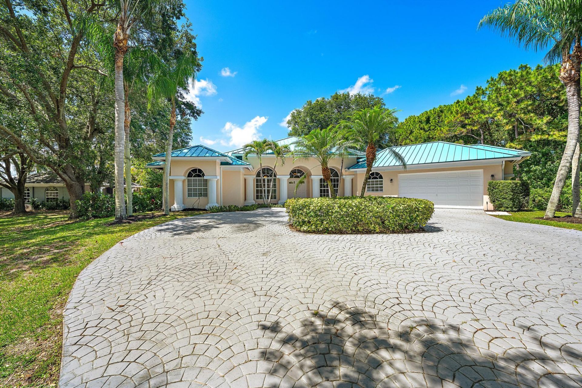 7087 N 155th Pl Place N, Palm Beach Gardens, FL 33418 Photo