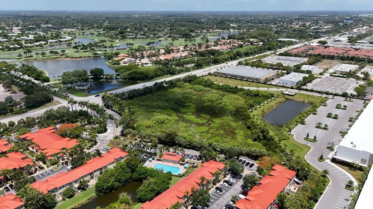128 Lake Monterey Circle, Boynton Beach, FL 33426 Photo