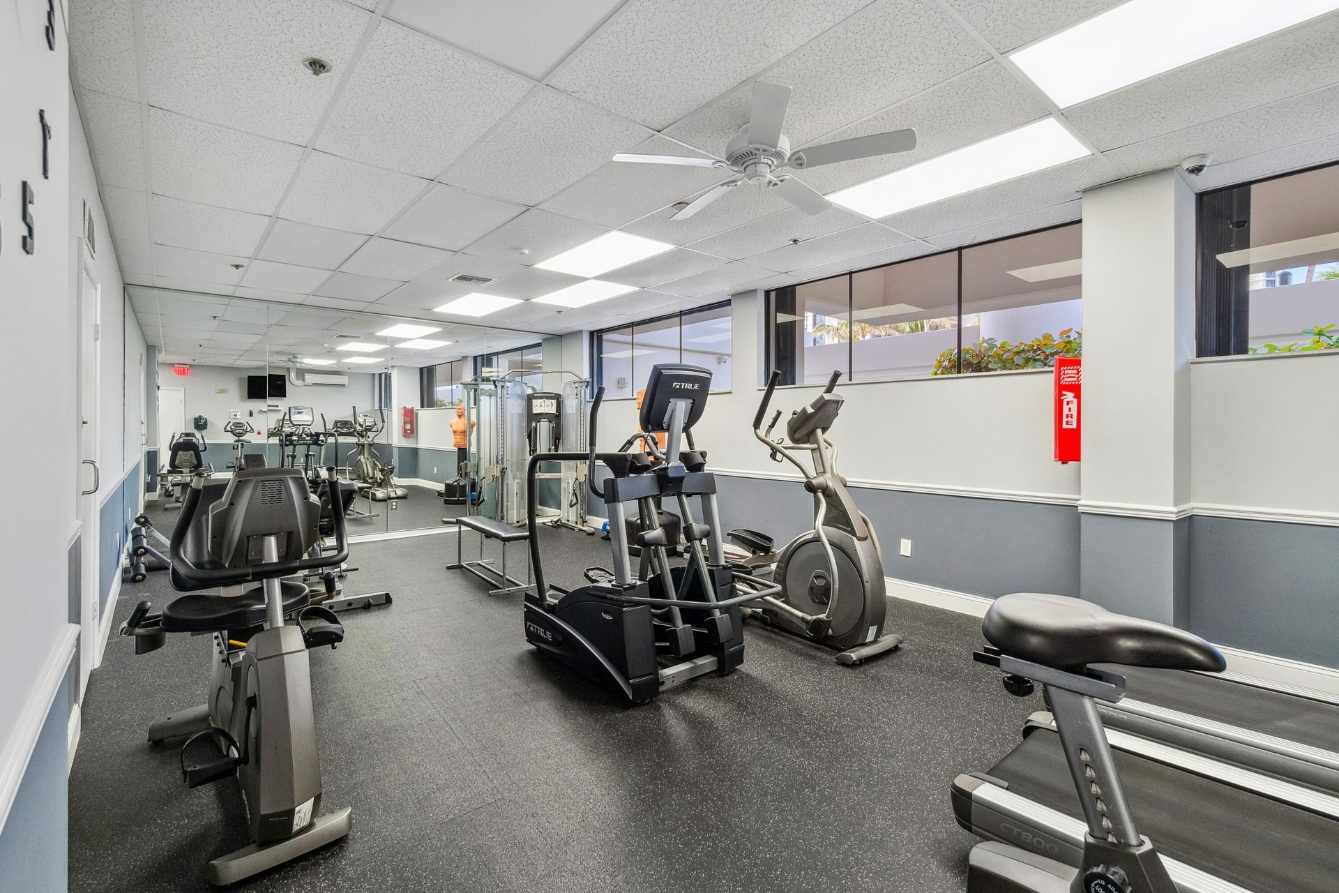 5380 N Ocean Drive, Unit 5a, Riviera Beach, FL 33404 Photo