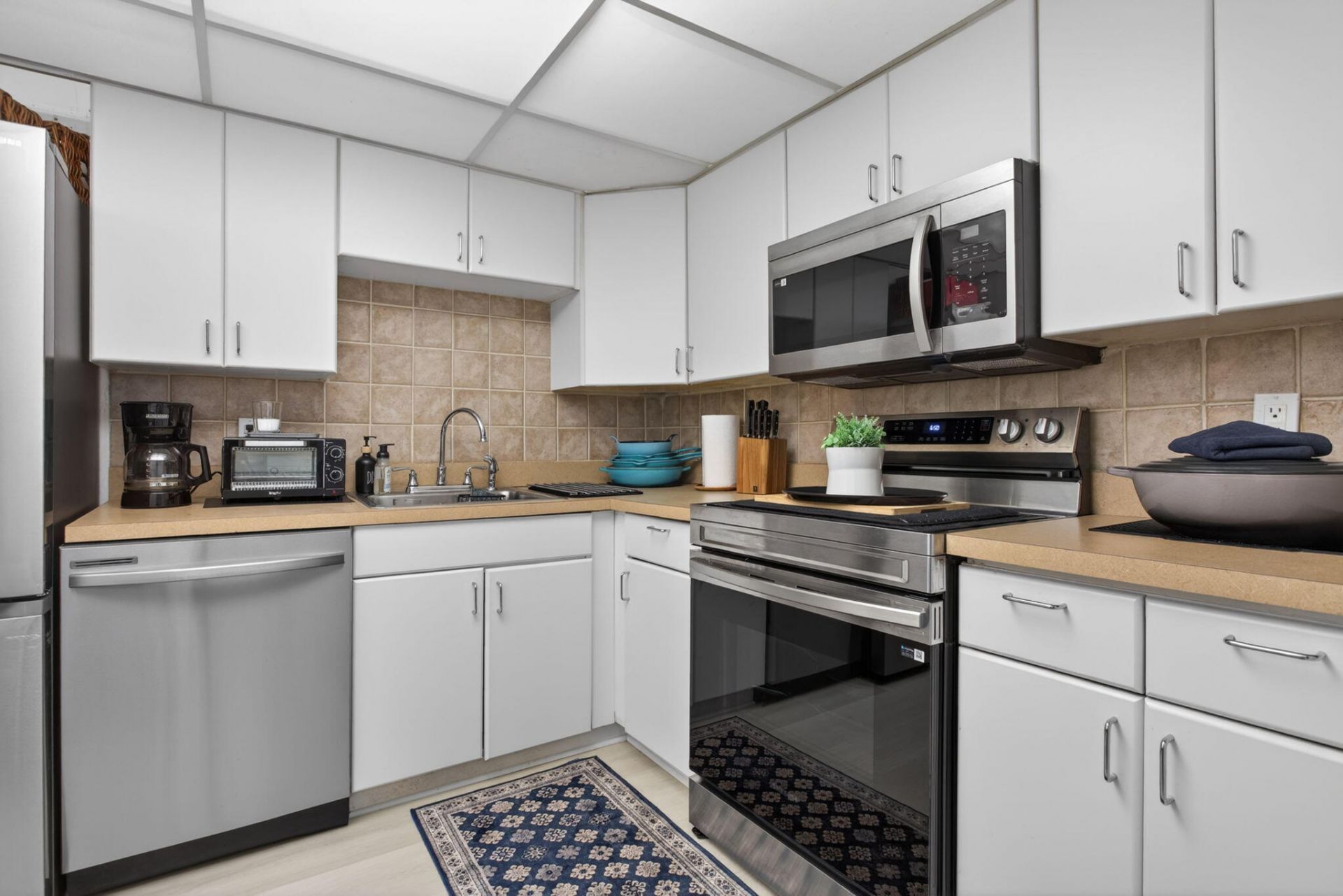 500 Oaks Lane, Unit 111, Pompano Beach, FL 33069 Photo
