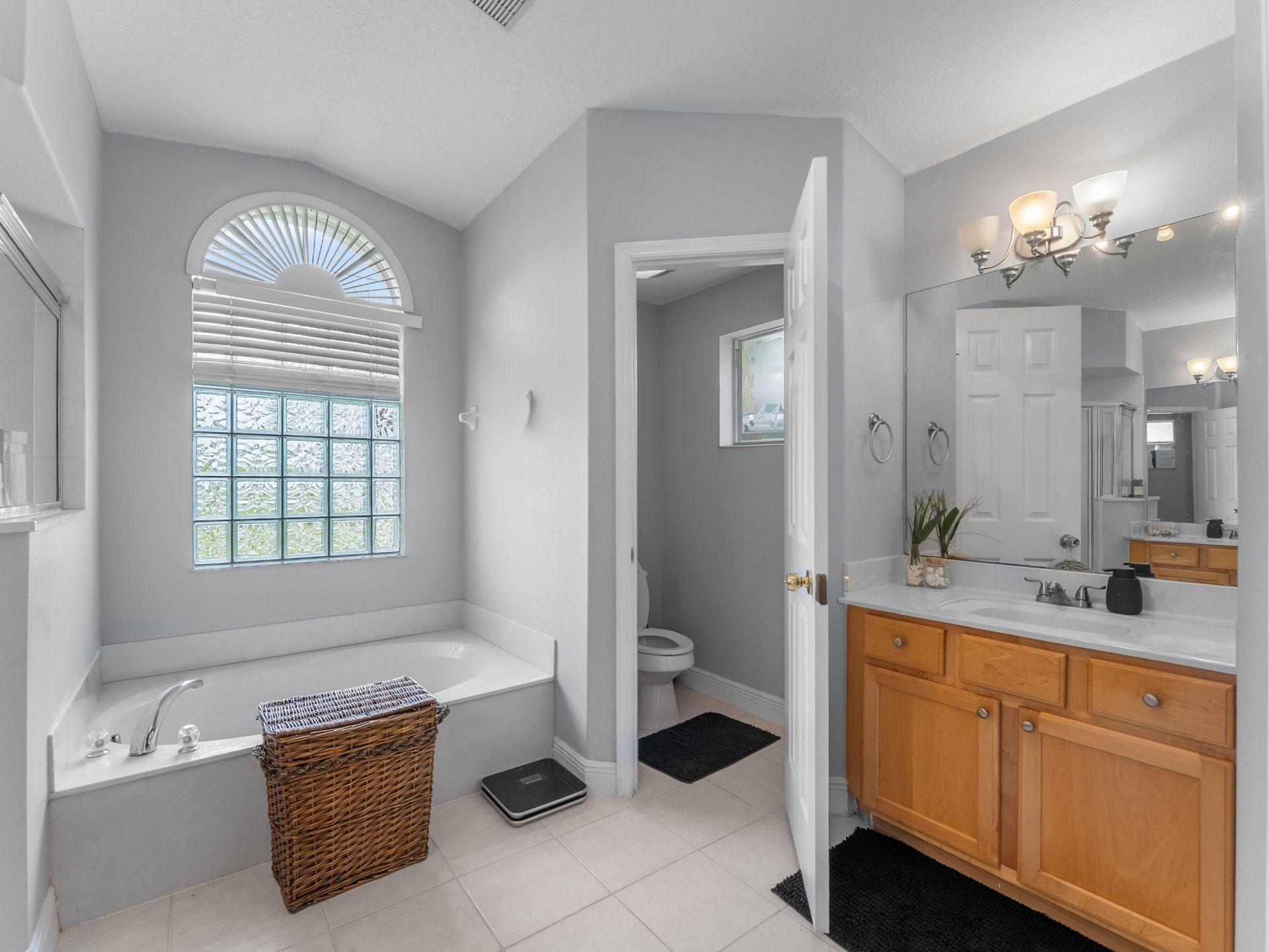 6118 NW Ginger Lane, Port Saint Lucie, FL 34986 Photo