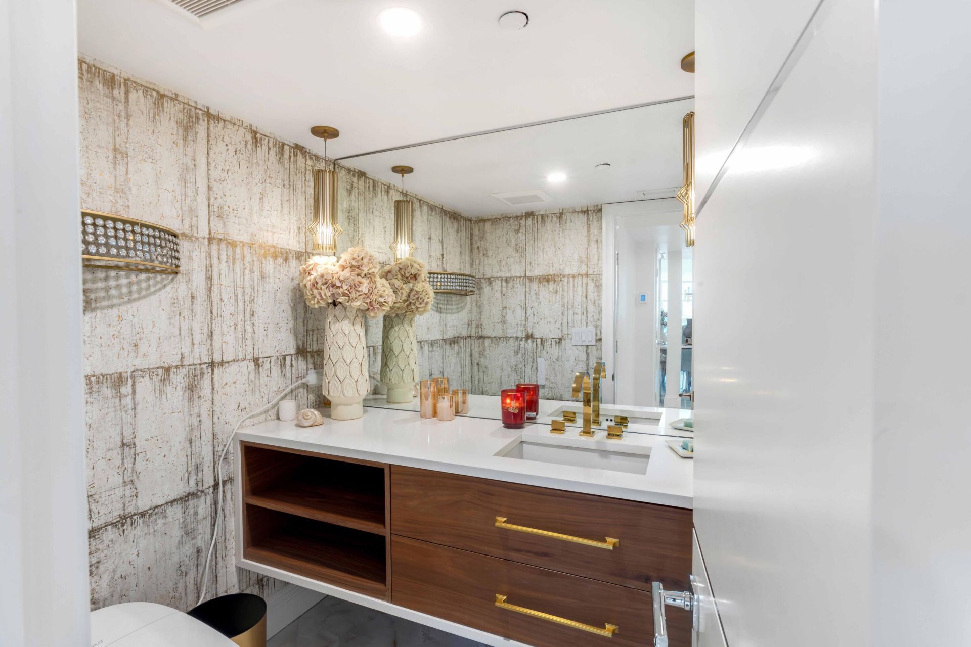 1155 Hillsboro Mile, Unit 607, Hillsboro Beach, FL 33062 Photo