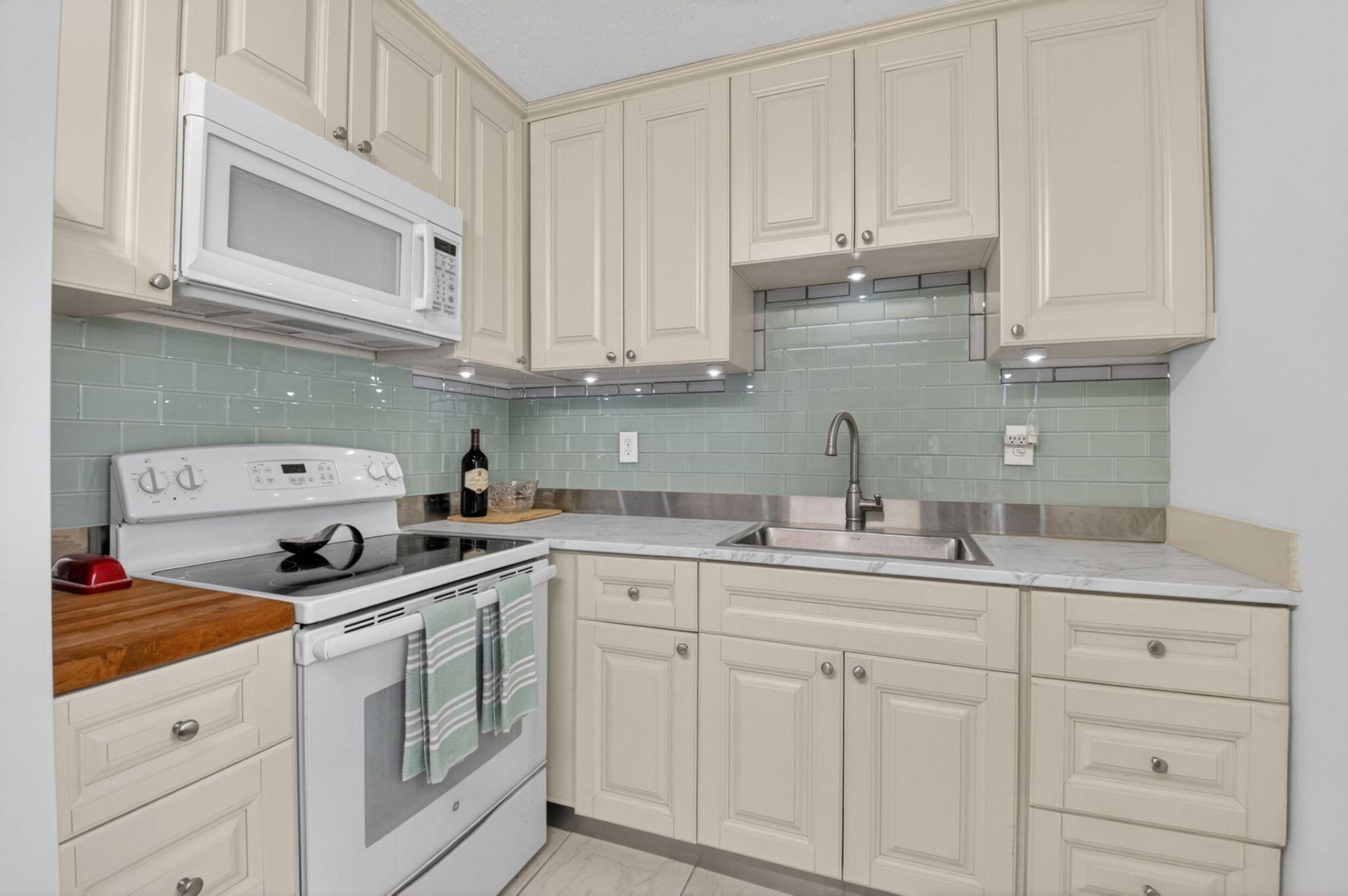 502 Normandy K, Delray Beach, FL 33484 Photo
