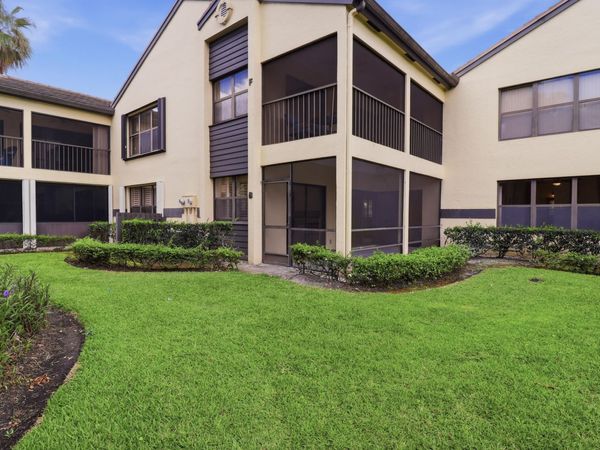3961 SW Greenwood Way, Unit B, Palm City, FL 34990