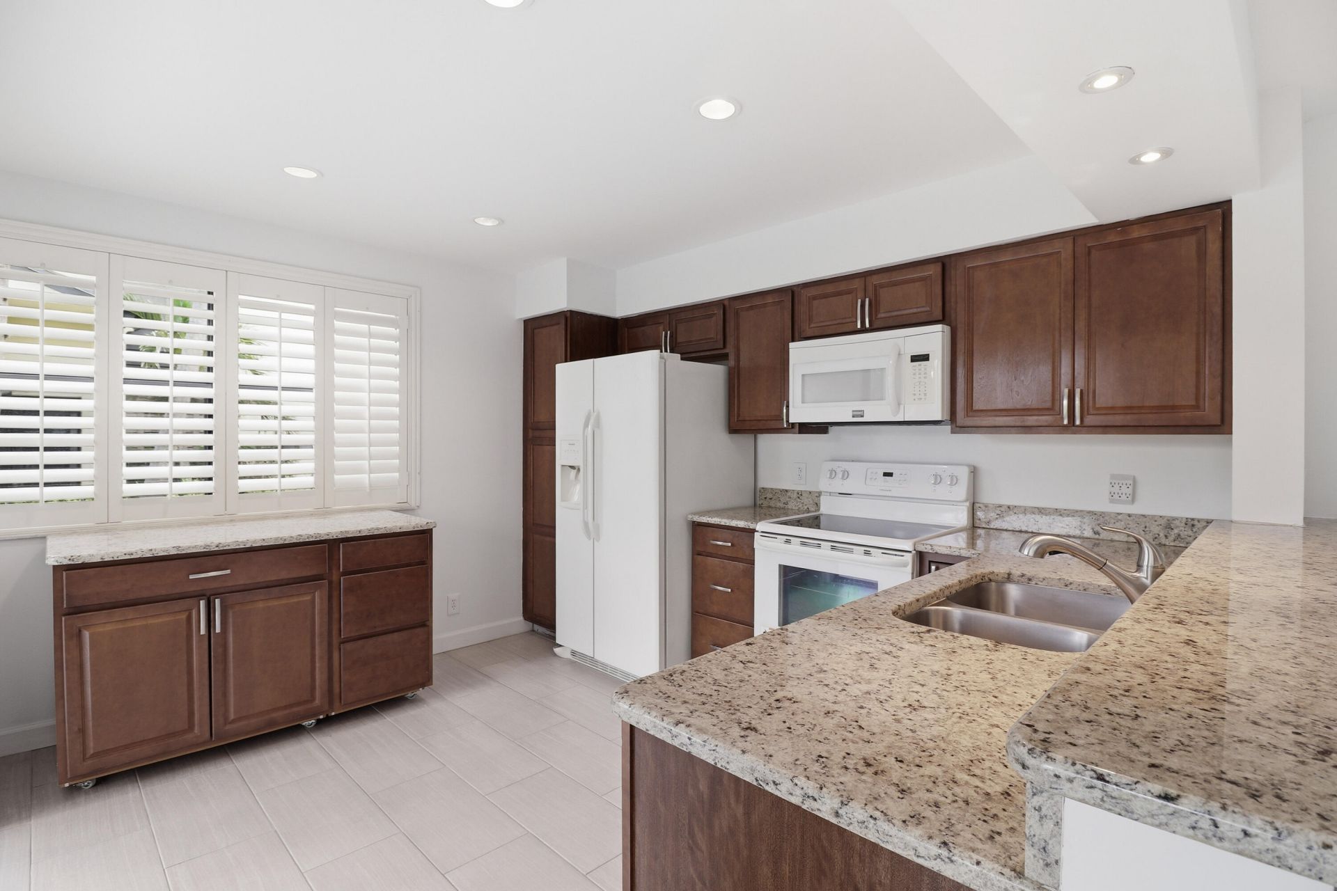 3961 SW Greenwood Way, Unit B, Palm City, FL 34990 Photo