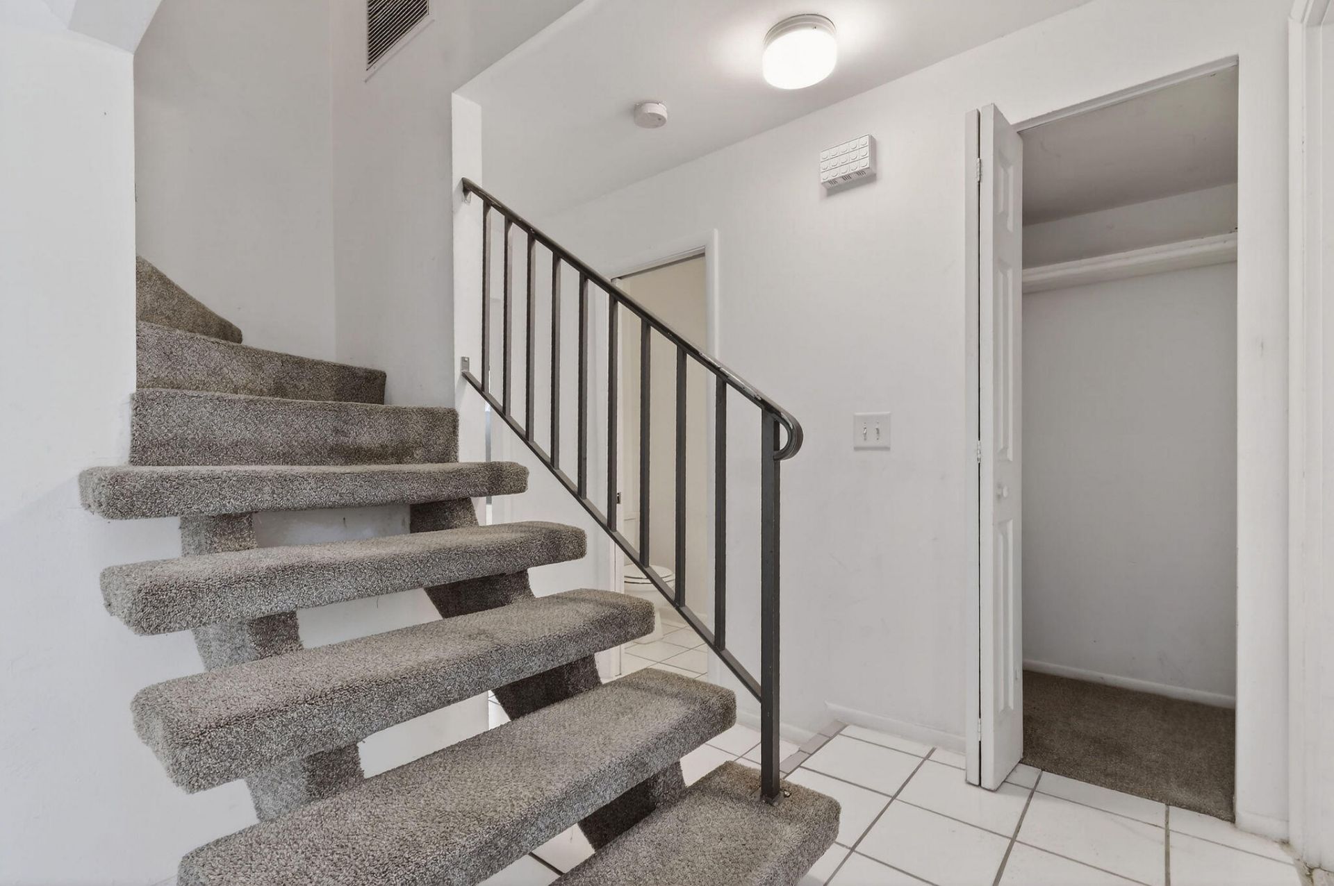 3502 Gardens East Drive, Unit B, Palm Beach Gardens, FL 33410 Photo