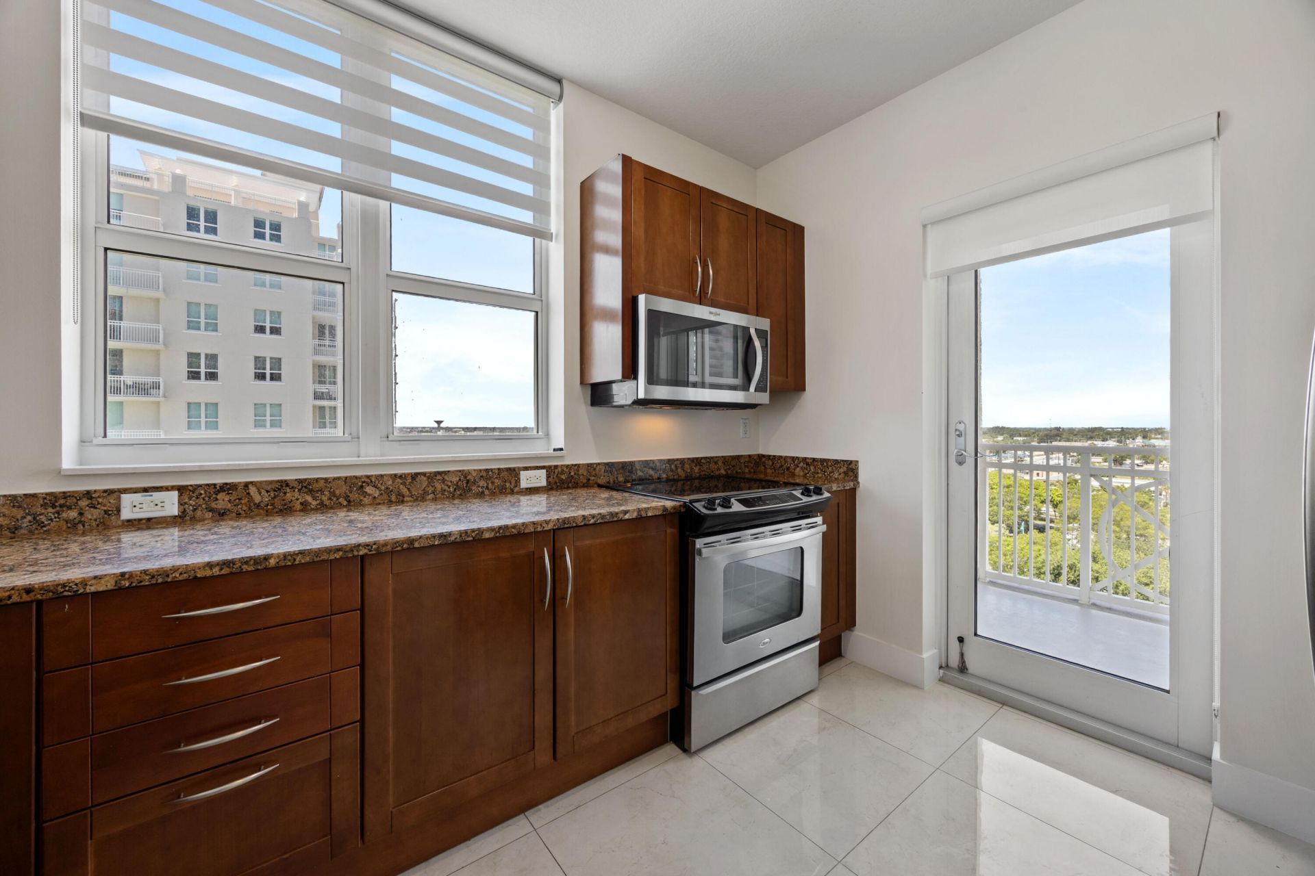 450 N Federal Highway, Unit 905, Boynton Beach, FL 33435 Photo