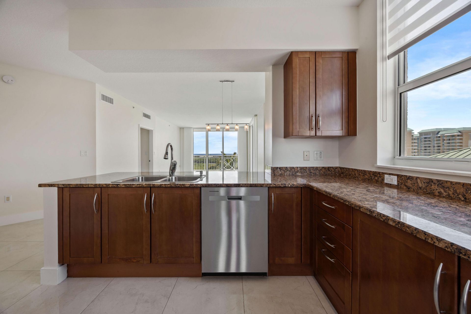 450 N Federal Highway, Unit 905, Boynton Beach, FL 33435 Photo