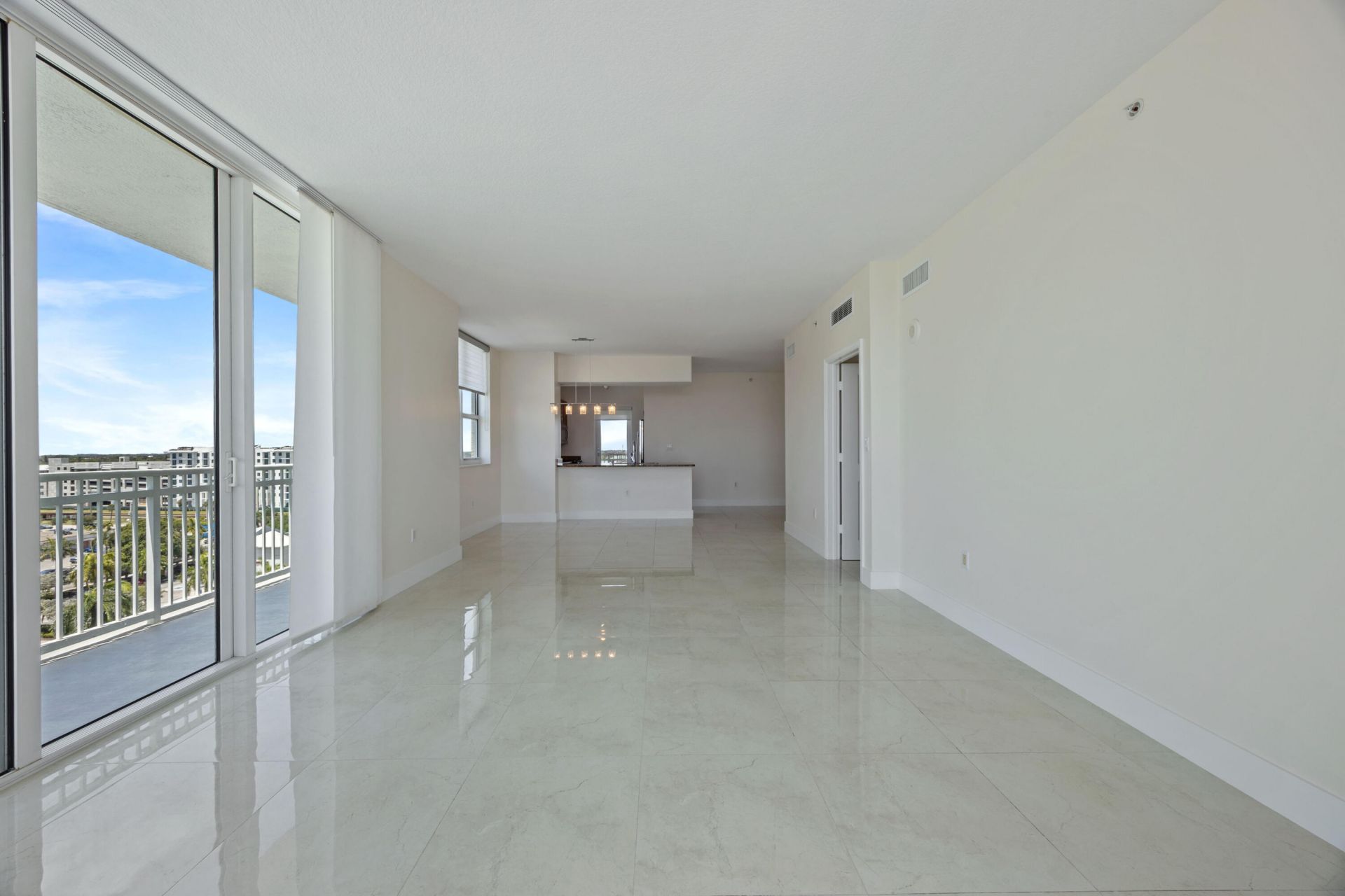 450 N Federal Highway, Unit 905, Boynton Beach, FL 33435 Photo