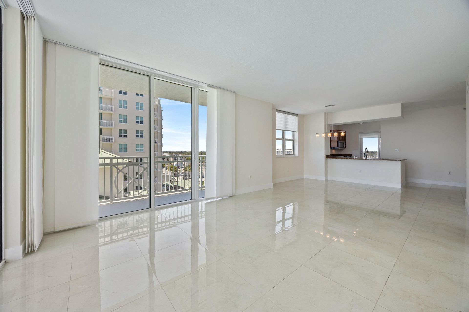 450 N Federal Highway, Unit 905, Boynton Beach, FL 33435 Photo