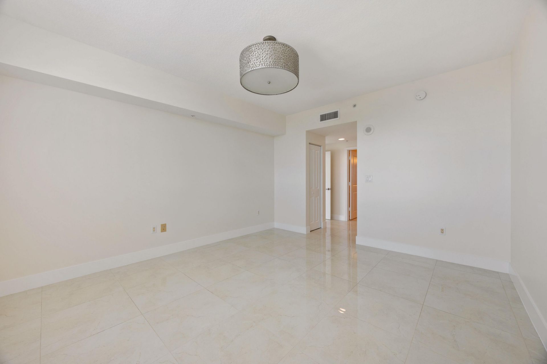 450 N Federal Highway, Unit 905, Boynton Beach, FL 33435 Photo