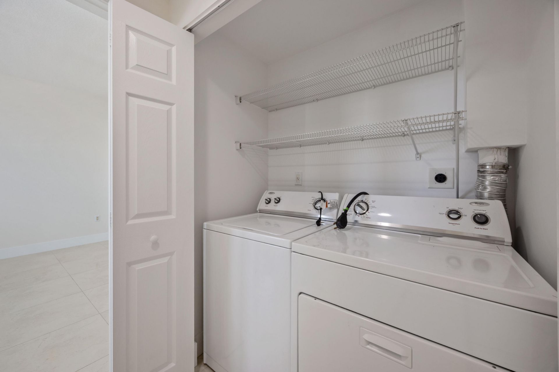 450 N Federal Highway, Unit 905, Boynton Beach, FL 33435 Photo