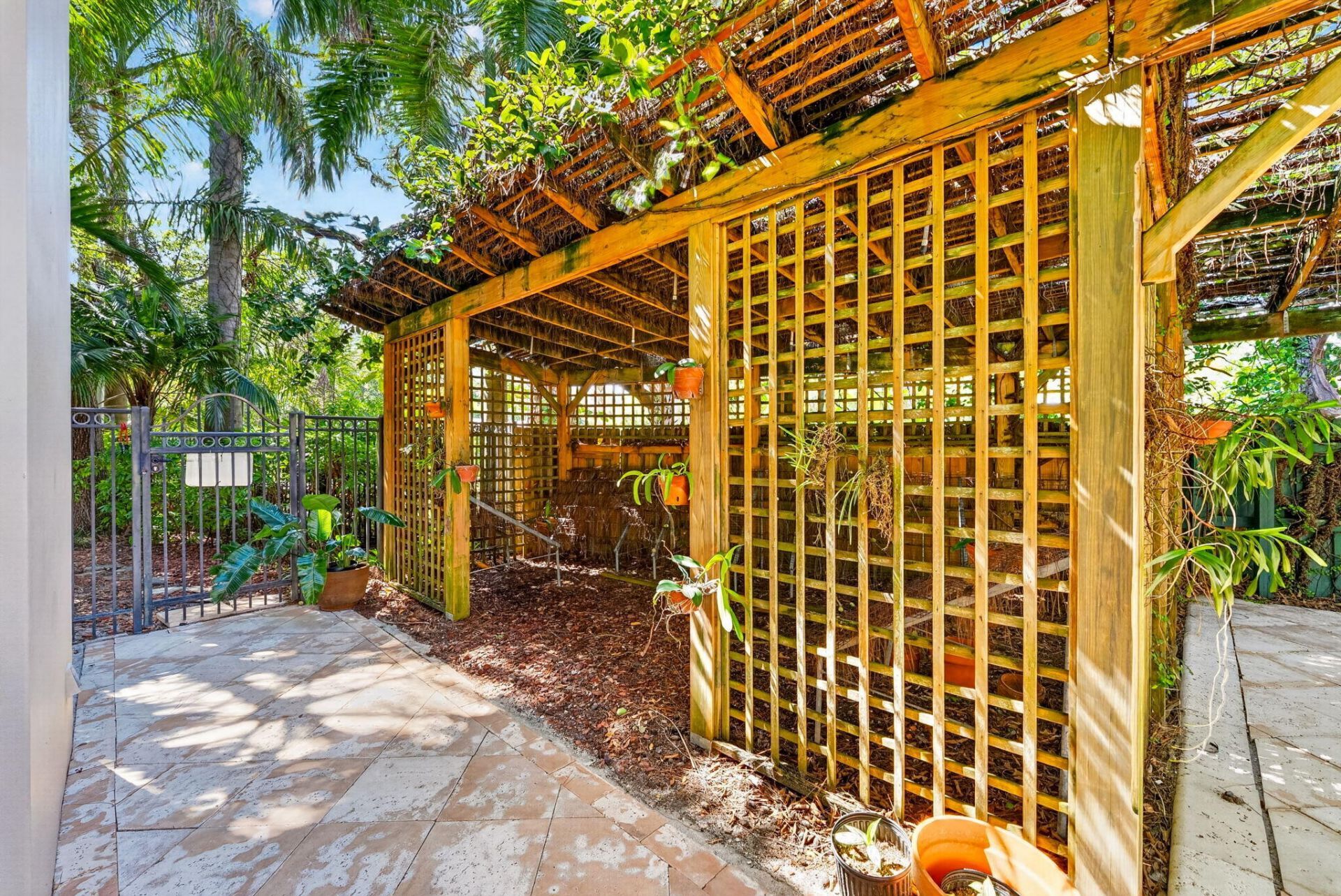 829 Coconut Drive, Fort Lauderdale, FL 33315 Photo