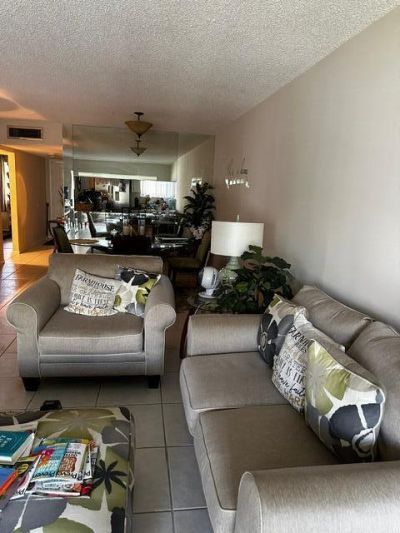 3186 Via Poinciana, Unit 306, Greenacres, FL 33467 Photo