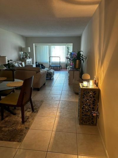 3186 Via Poinciana, Unit 306, Greenacres, FL 33467 Photo