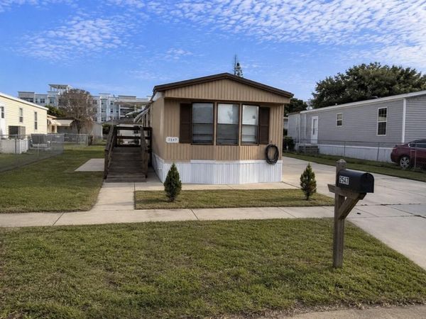 2547 Chatham Way NE, Palm Bay, FL 32905