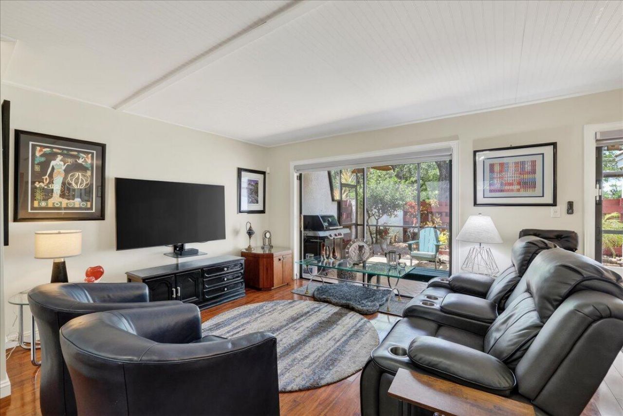 2999 Oaktree Lane, Unit 343, Hollywood, FL 33021 Photo