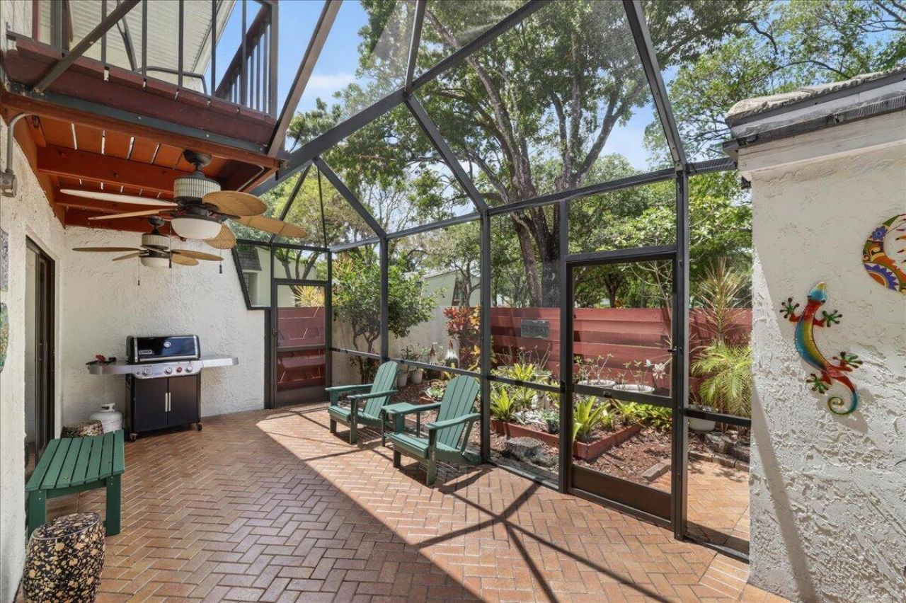 2999 Oaktree Lane, Unit 343, Hollywood, FL 33021 Photo