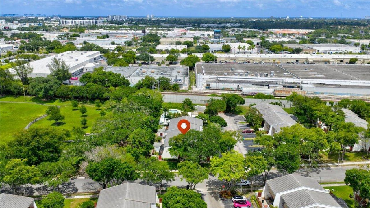 2999 Oaktree Lane, Unit 343, Hollywood, FL 33021 Photo