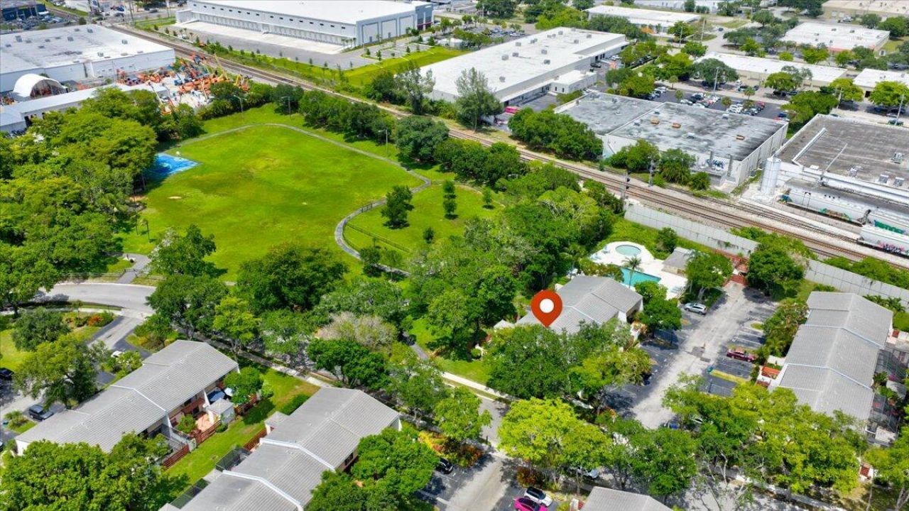 2999 Oaktree Lane, Unit 343, Hollywood, FL 33021 Photo