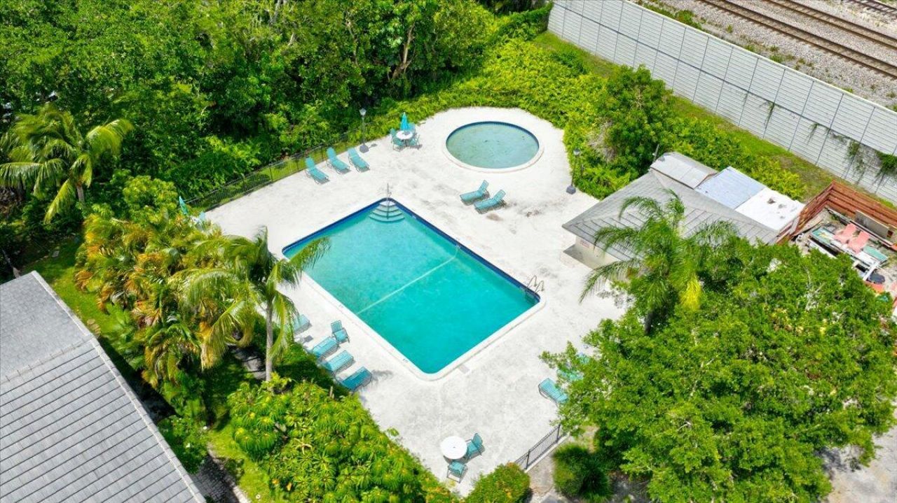2999 Oaktree Lane, Unit 343, Hollywood, FL 33021 Photo