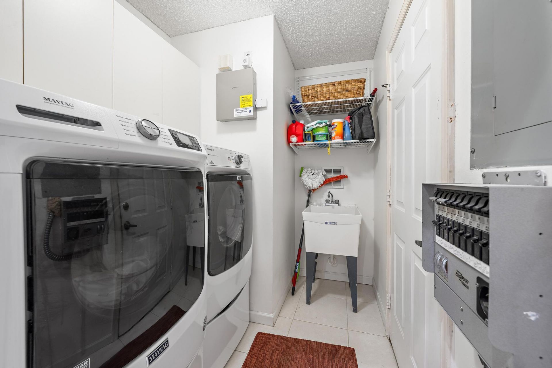 6667 Waverly Lane, Lake Worth, FL 33467 Photo