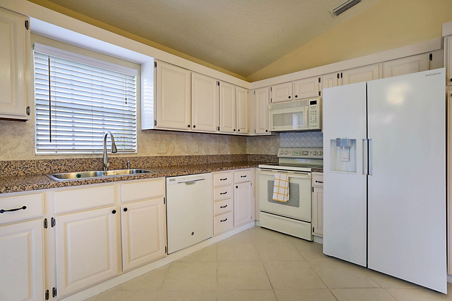 124 Adobe Circle, Jupiter, FL 33458 Photo