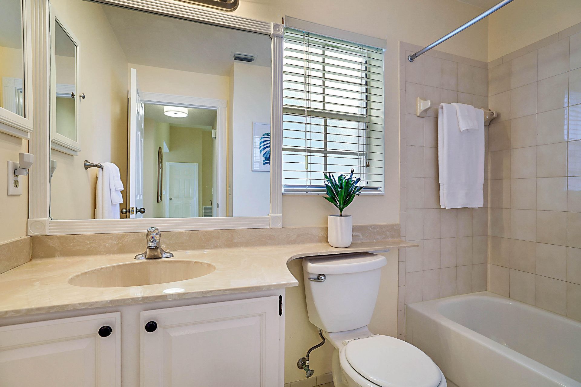 124 Adobe Circle, Jupiter, FL 33458 Photo