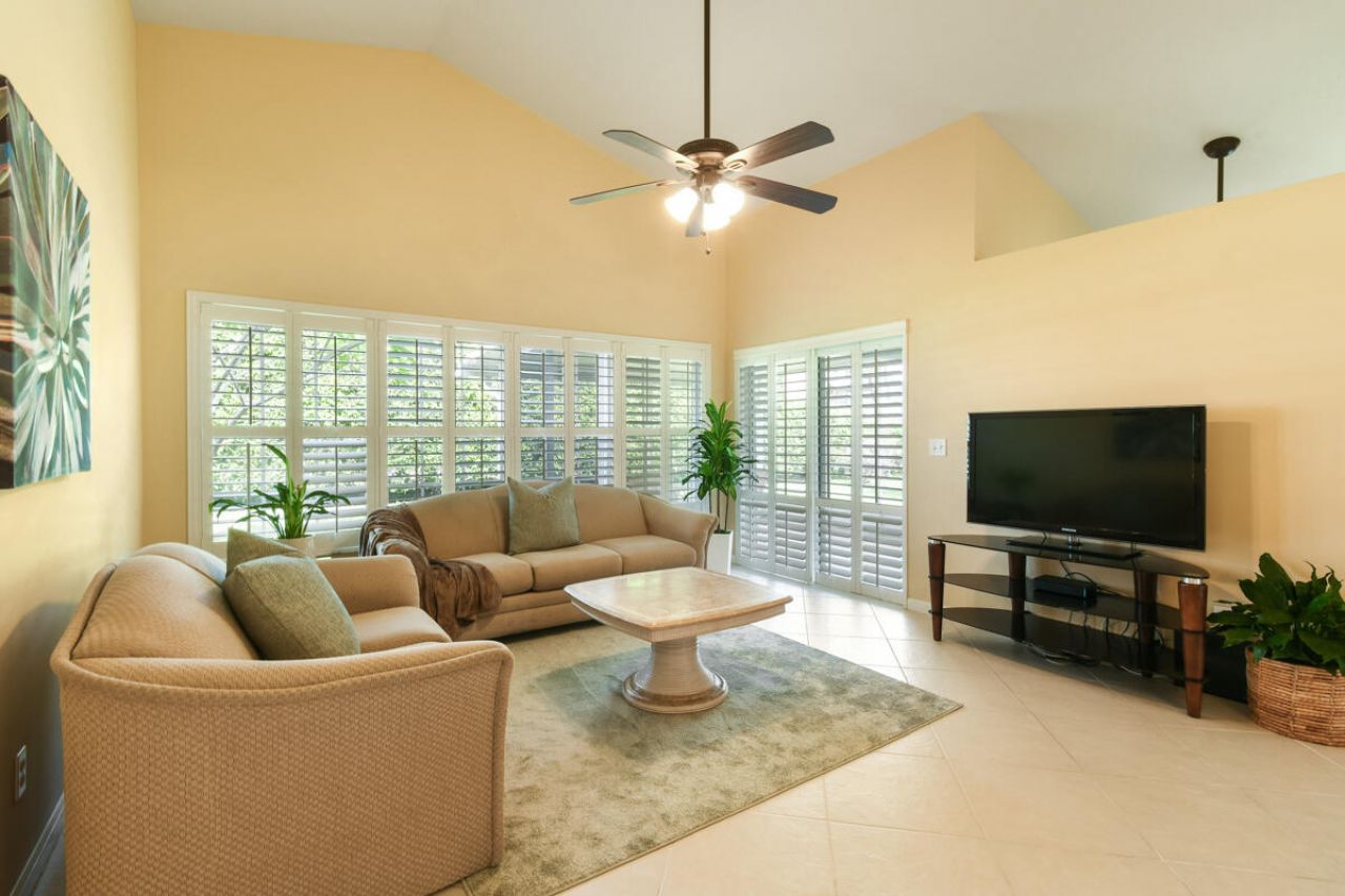 124 Adobe Circle, Jupiter, FL 33458 Photo
