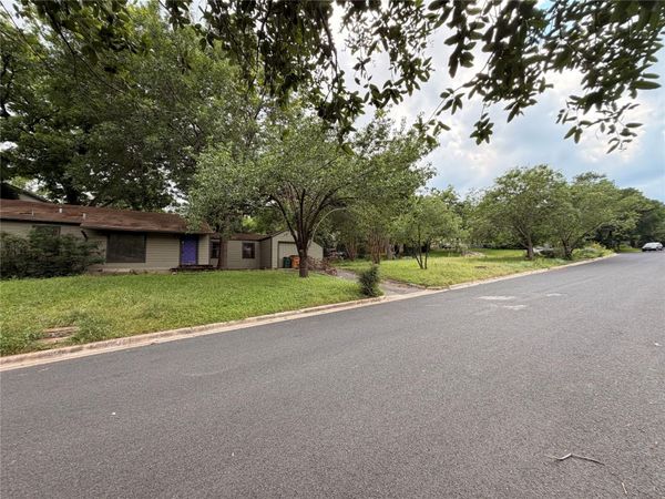 1807 W 39th ST, Austin, TX 78731