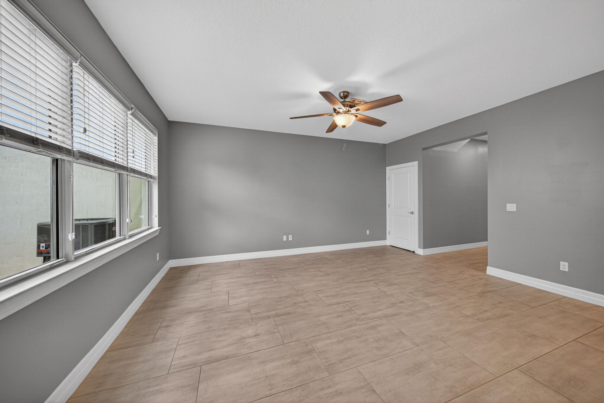 4715 Eucalyptus Drive, Hollywood, FL 33021 Photo