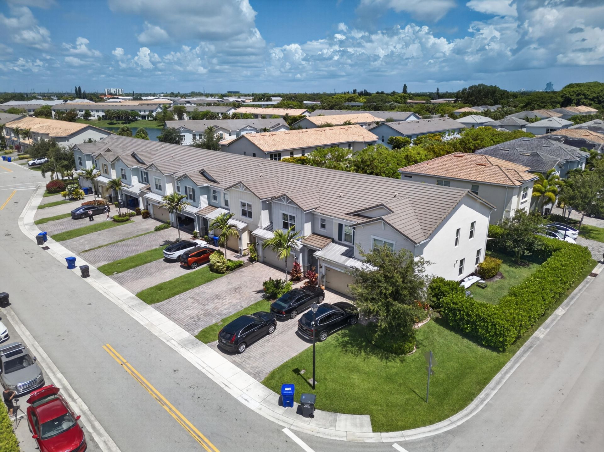 4715 Eucalyptus Drive, Hollywood, FL 33021 Photo