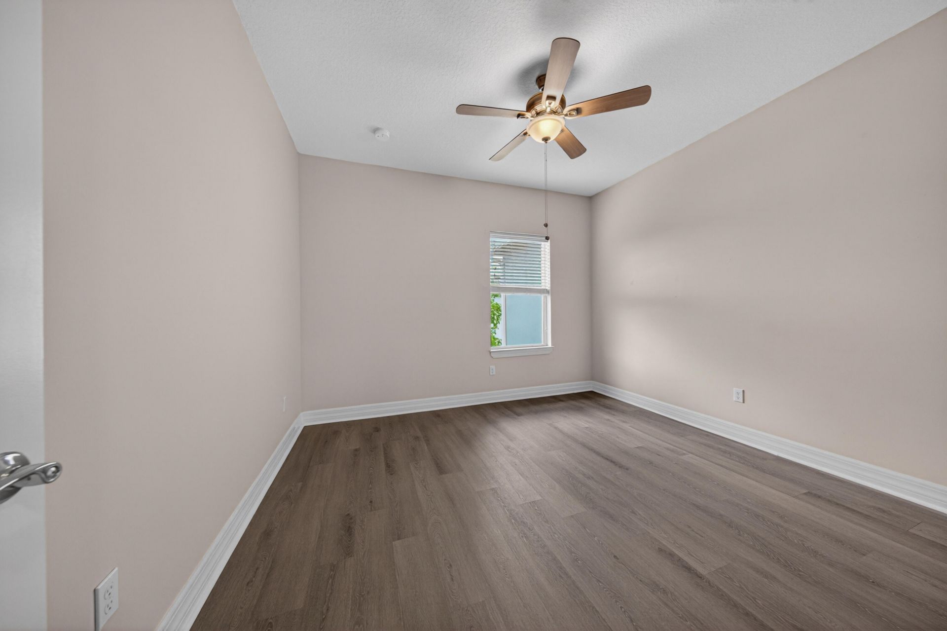 4715 Eucalyptus Drive, Hollywood, FL 33021 Photo