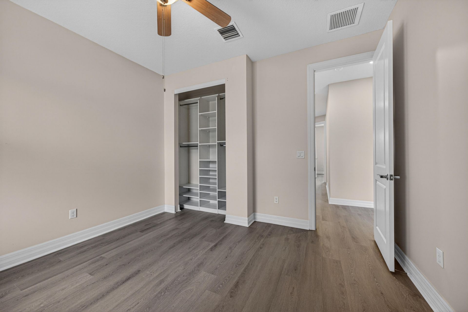 4715 Eucalyptus Drive, Hollywood, FL 33021 Photo