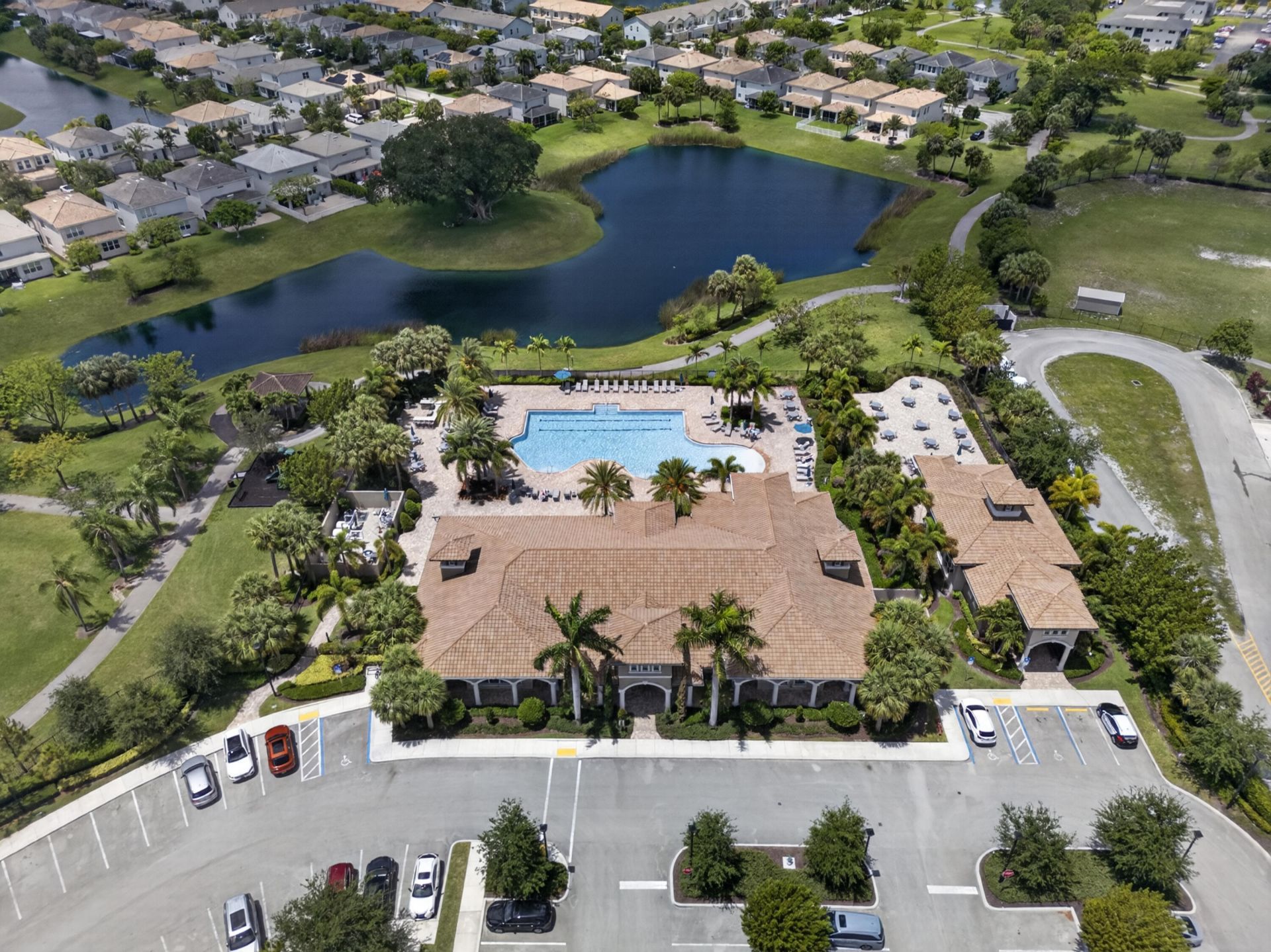 4715 Eucalyptus Drive, Hollywood, FL 33021 Photo