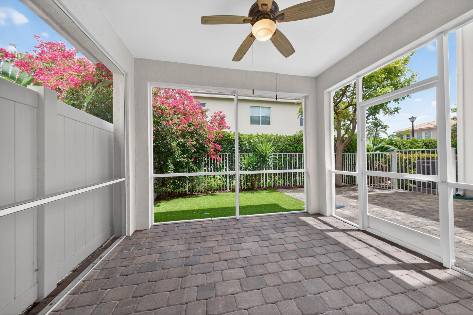 4715 Eucalyptus Drive, Hollywood, FL 33021 Photo