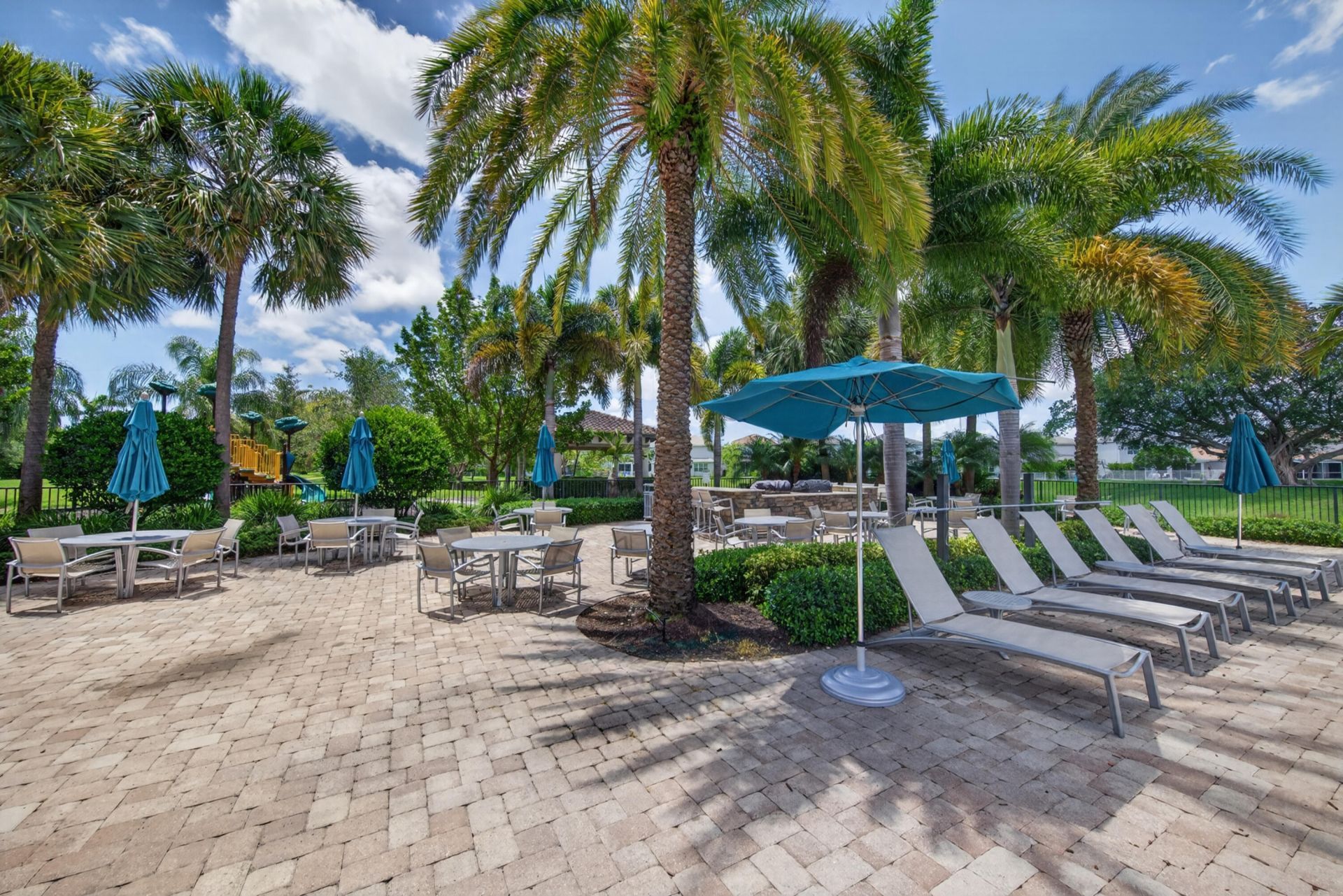 4715 Eucalyptus Drive, Hollywood, FL 33021 Photo