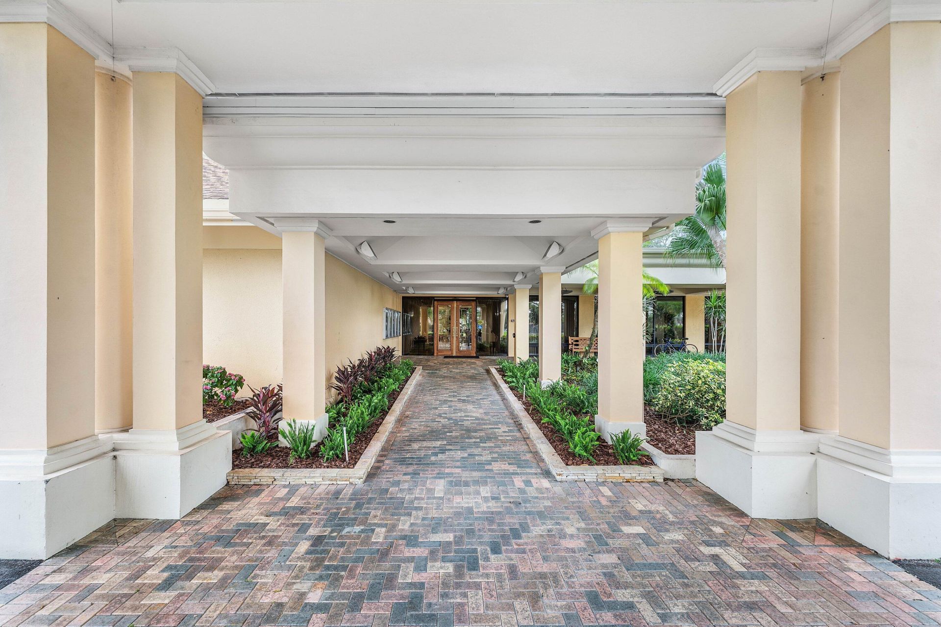 900 NW 30th Avenue, Unit D, Delray Beach, FL 33445 Photo