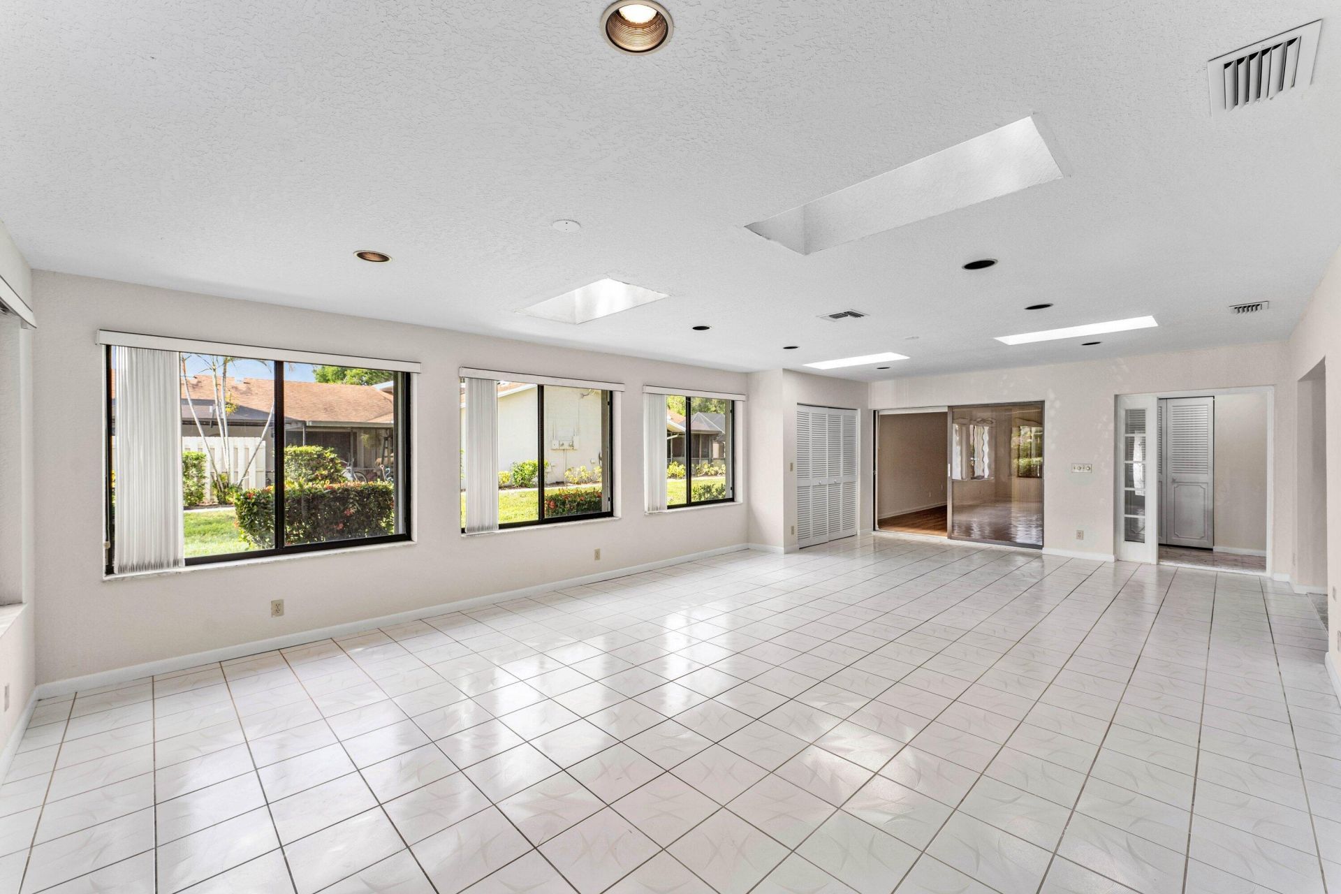 900 NW 30th Avenue, Unit D, Delray Beach, FL 33445 Photo