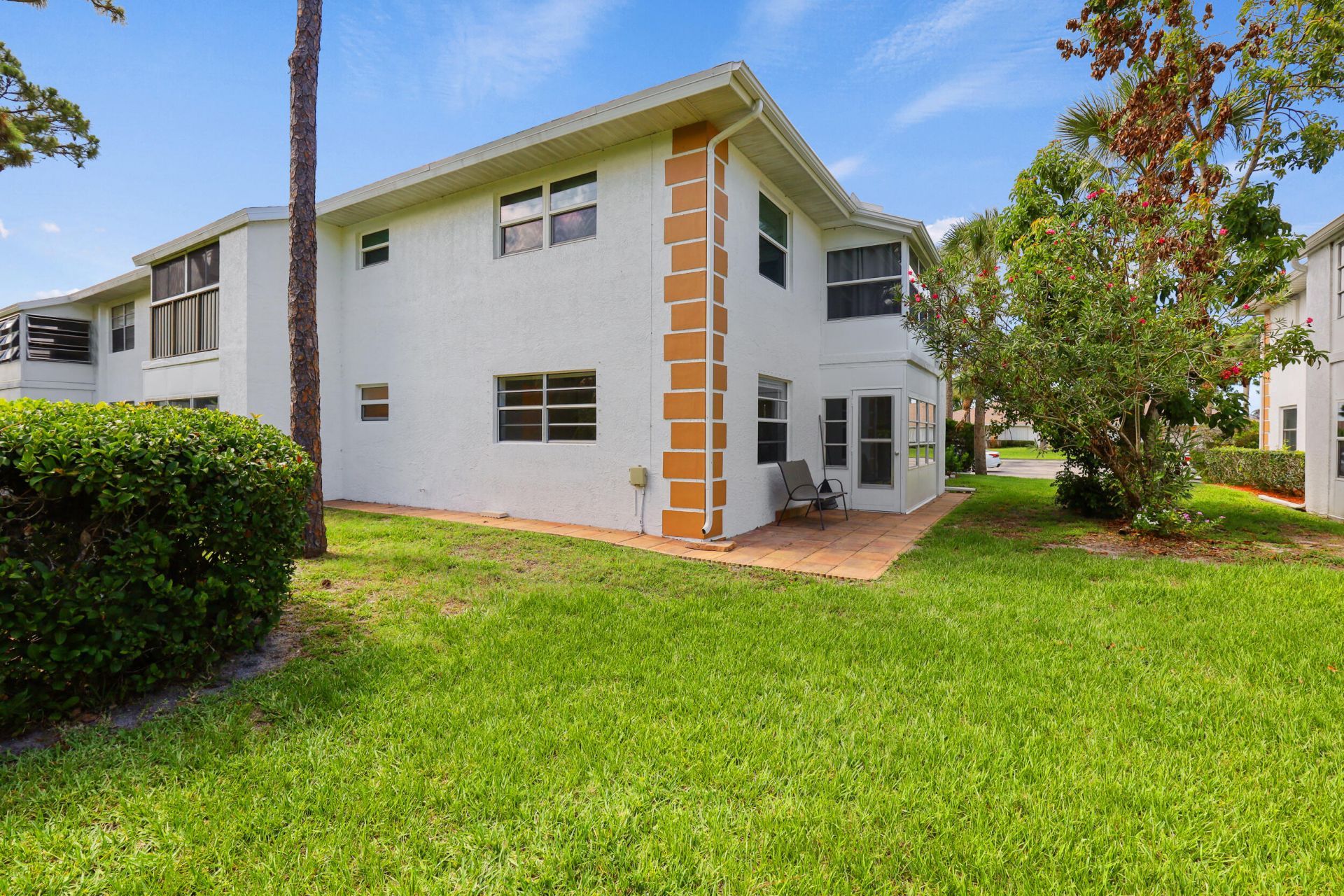 1221 S Lakes End Drive, Unit A 1, Fort Pierce, FL 34982 Photo
