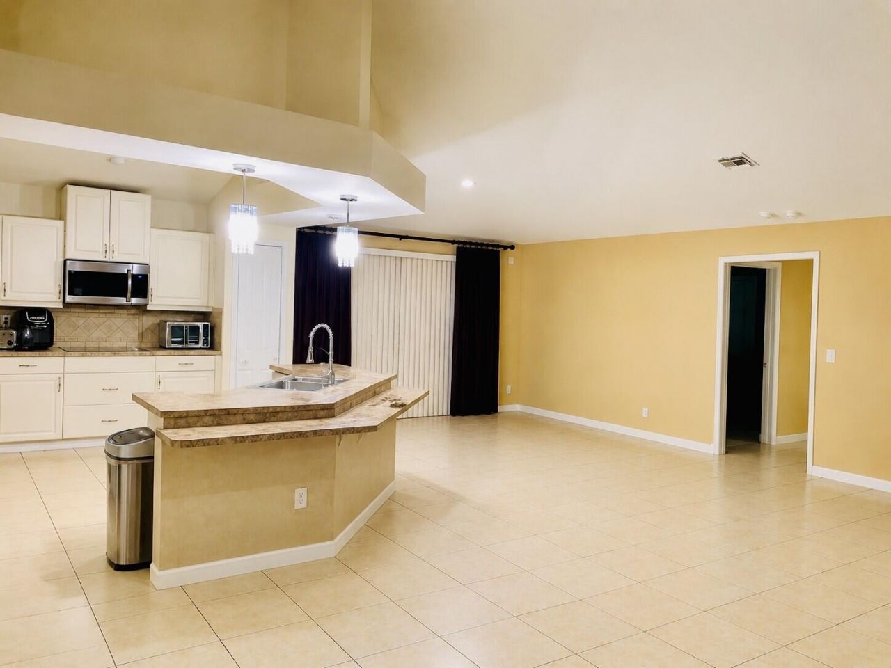 485 SW Dagget Avenue, Port Saint Lucie, FL 34953 Photo