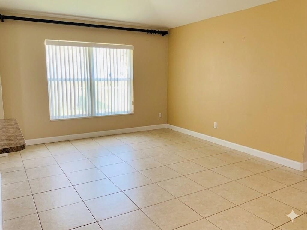 485 SW Dagget Avenue, Port Saint Lucie, FL 34953 Photo