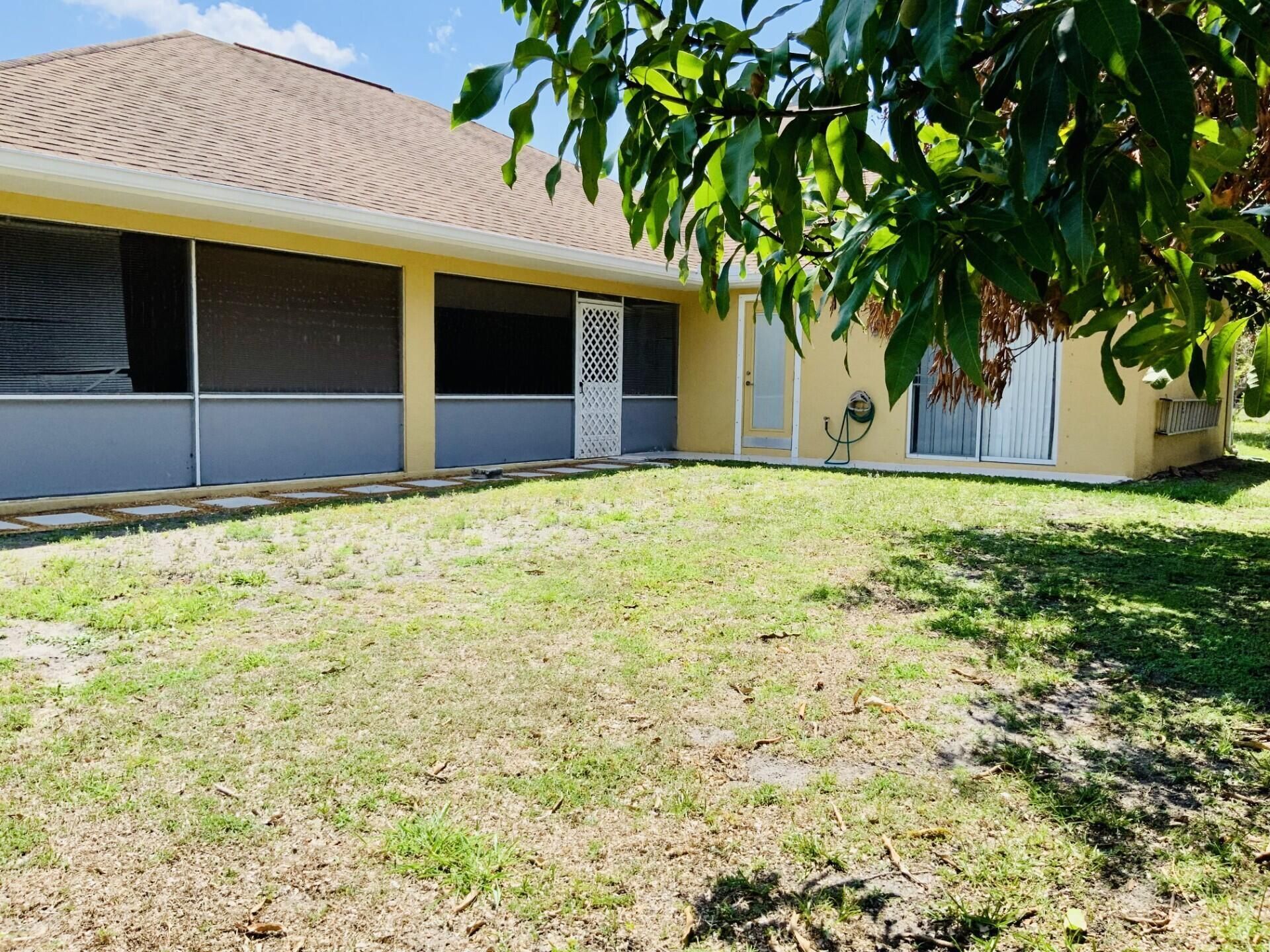 485 SW Dagget Avenue, Port Saint Lucie, FL 34953 Photo